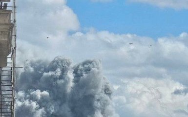 Іран розгорнув “найбільшу атаку” на Штати та Ізраїль