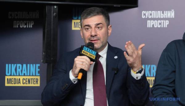 Лубінець роз’яснив причину продовження гуманітарної комунікації з Москальковою