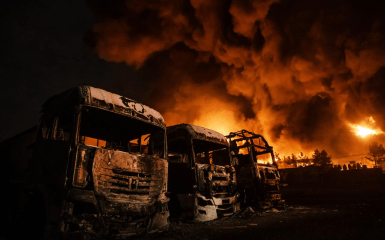 Іранські дрони вдарили по ключовому нафтопереробному заводу Бахрейну — відеодоказ