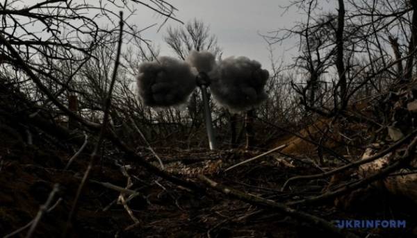 Від початку дня російські війська провели 66 наступів, бойові дії тривають на…