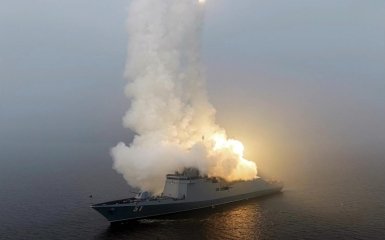 Кім Чен Ин спустив на воду десяток найновіших&hellip;