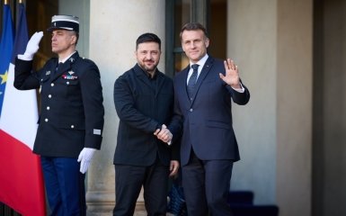 Україна та ЄС: Макрон наполягає на початку обговорень розділів.