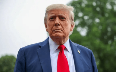 “Повернемо їх до печери!”. Трамп застерігає про чергові атаки на Іран