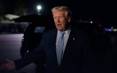 “Це безумство”. Трамп засудив Путіна й Зеленського.