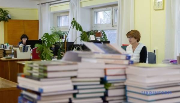 В українських бібліотеках близько третини персоналу – старше 60 років.