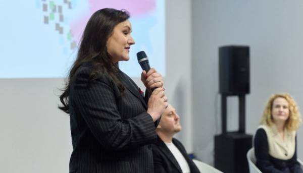 Бережна представила проєкт “Тисячовесна” на заході для кінематографістів.