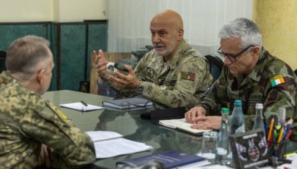 Сирський провів зустріч з очільниками військових комітетів НАТО та ЄС: обговорили нагальні потреби Сил оборони.