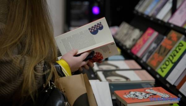 На книжковому фестивалі в Києві розпочато роботу.