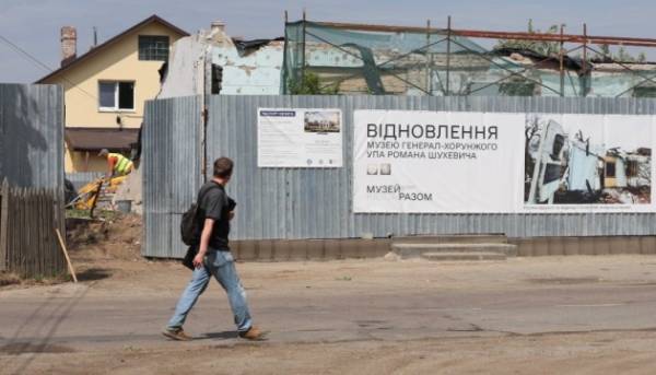 Під час реконструкції музею Шухевича виявлено можливе схованку.