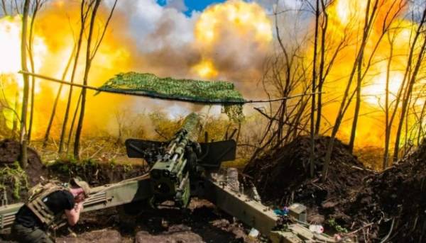 Від початку дня на передовій 65 бойових зіткнень, з них близько третини – на Покровському відтинку.
