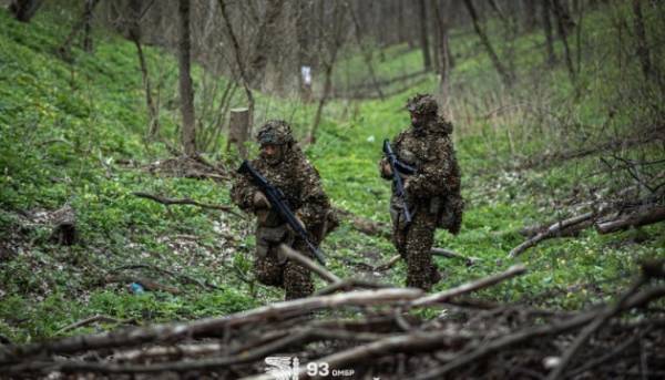 На передовій зранку – 63 боєзіткнення, Покровський та Гуляйпільський відтинки – найзапекліші.