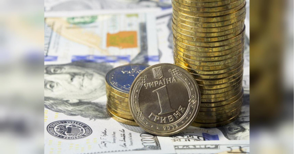 НБУ передбачає: інфляція зросте, економіка загальмує