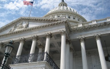 Палата представників Америки схвалила закон про підтримку України та заходи проти Росії