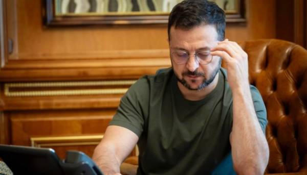 Президент надав 39-ій бригаді тактичної авіації почесне найменування Героя України Олександра Довгача