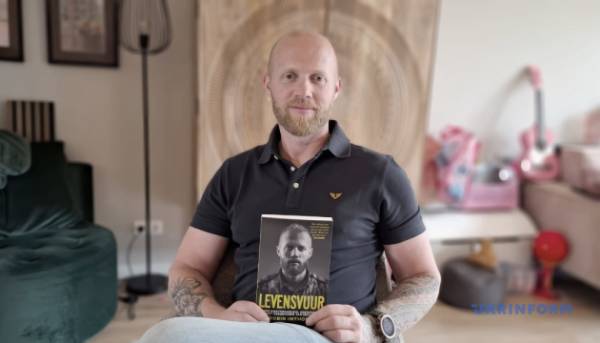Нідерландський колишній морський піхотинець перекладає свою книгу українською на підтримку наших ветеранів.