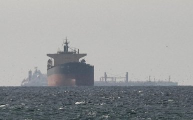 Іран знову цинічно перекрив Ормузьку протоку