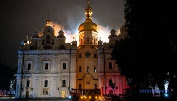 Атака на Києво-Печерську лавру, захист від дронів та розжарена сталь
