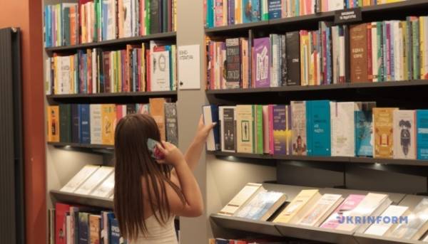 Дебютантки здобули британську літературну премію Women’s Prize 2026 року.