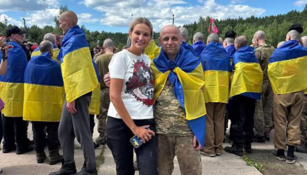 Диригент військового оркестру 12-ї маріупольської бригади Нацгвардії Іван Лужний визволений з полону.