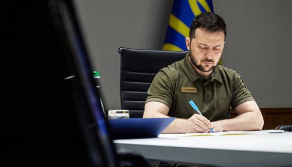 Зеленський відзначив нагородами 790 військовослужбовців, 389 з яких – посмертно