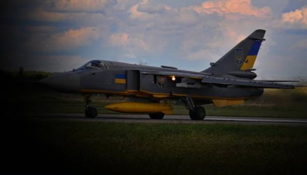 На Хмельниччині зазнав аварії літак Су-24М, загинули обидва пілоти
