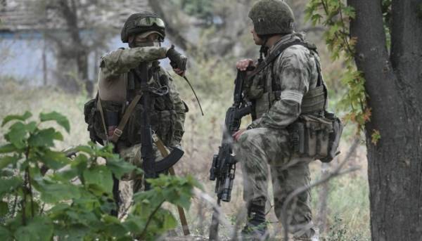 Російське командування погрожує своїм бійцям розстрілом за невиконання наказів під час штурмових дій.