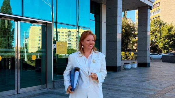 Заступниця міністра розвитку громад та територій Олена Шкрум написала заяву про звільнення з власної волі.