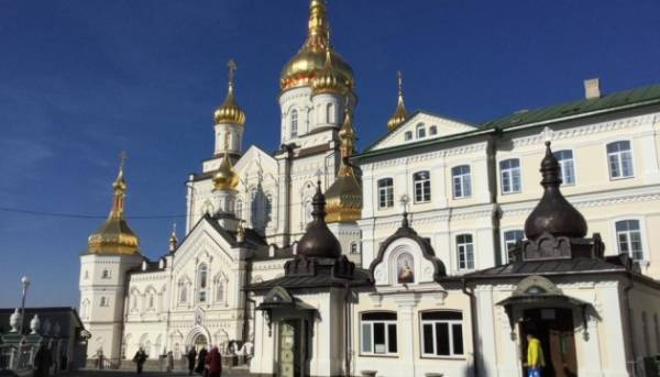Служба у справах етнічних конфліктів надала Почаївській лаврі місяць на виправлення порушень щодо зв’язків з РПЦ