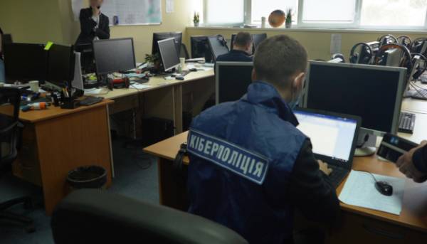Кіберполіція з початку року викрила 28 злочинних груп.