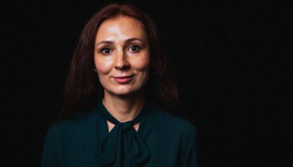Книга української авторки Юлії Ілюхи потрапила до переліку літніх рекомендацій від Financial&hellip;