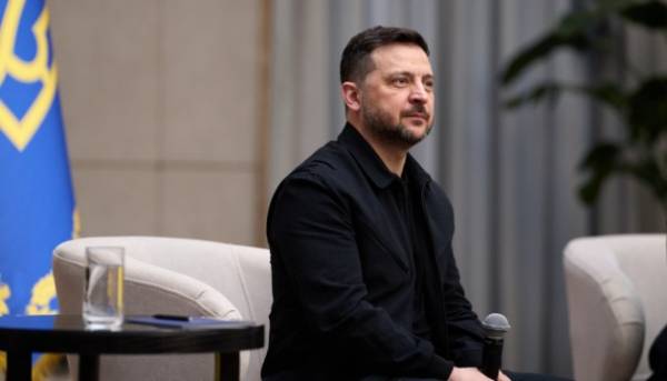Україна планує мати дрони з радіусом дії до 10 тисяч кілометрів наступного року, заявив Зеленський