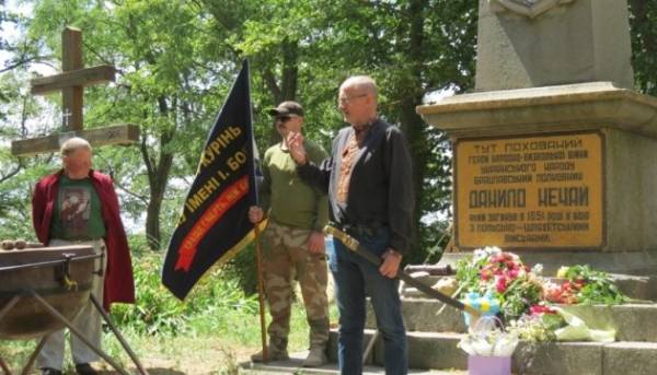 На Вінниччині створили місце для поховання козацького полковника Данила Нечая.