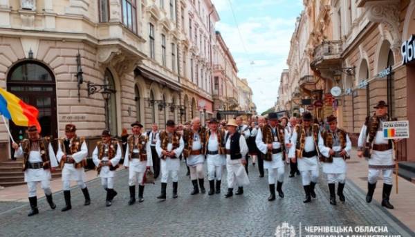 37-й Міжнародний фольклорний фестиваль «Буковинські зустрічі» стартував у Чернівцях