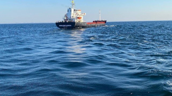 Порт “Чорноморськ” і інші великі порти Одещини функціонують як зазвичай, незважаючи на ворожі атаки, повідомляє Мінінфраструктури.