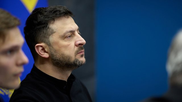 Президент Зеленський заявив, що Росія готова до масштабної атаки, і саме цієї ночі існує висока ймовірність її здійснення.
