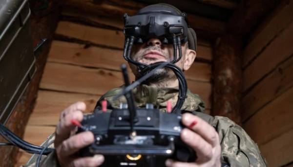 Безпілотники вночі атакували важливий елемент магістральної електромережі на півострові Крим