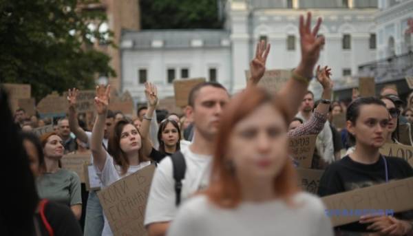 У столиці та інших населених пунктах відбуваються акції протесту на захист Федорова