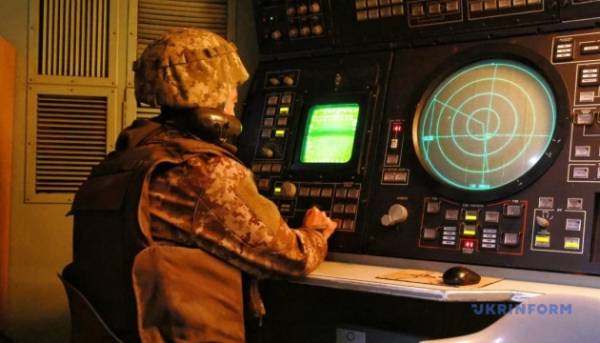 Російські сили атакували Україну ракетою та 127 безпілотниками, але українська ППО успішно їх знищила.