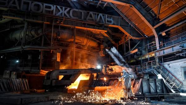 «Запоріжсталь» зупинив виробництво після обстрілу балістичними ракетами