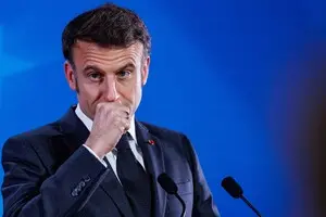 Чому Європа не може покладатися лише на французьку "ядерну парасольку" ‒ FT