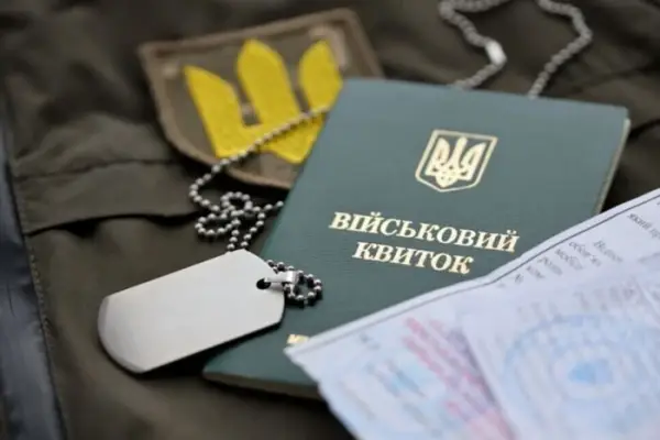 Законопроєкт: батьки-одинаки отримають відстрочку від мобілізації, якщо мати-українка за кордоном