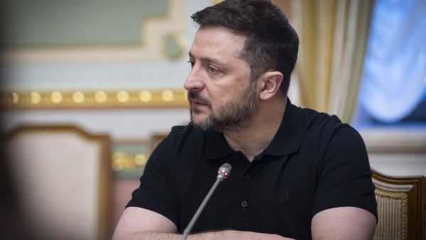 Президент України закликав світову спільноту відреагувати на дії Росії, яка здійснює атаку дронами на цивільне населення у Херсоні, порівнявши це з “сафарі”.