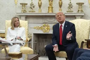 Мелоні не відповідатиме на нові провокації з боку Трампа — Reuters