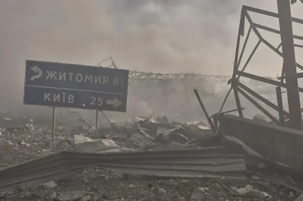 Рух на Житомирській трасі частково відновили