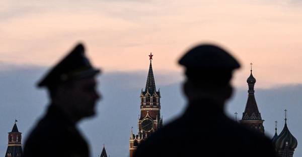 Росія залучає злочинні групи до нападів на оборонні підприємства Європи