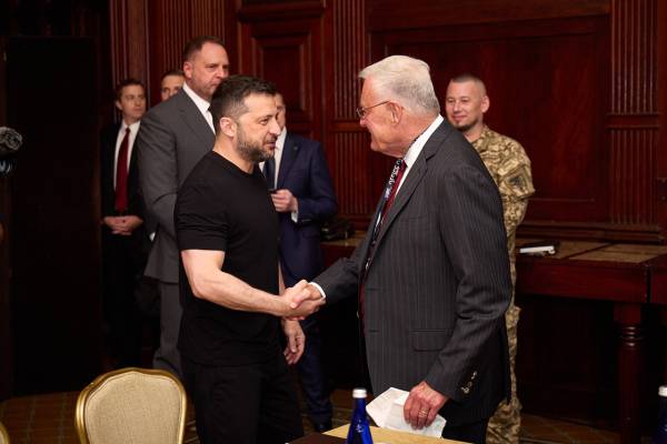 Президент Зеленський обговорив з Кітом Келлогом у Києві стратегічне партнерство