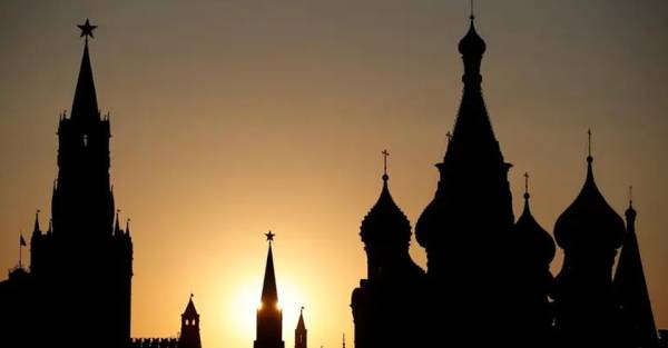 Як заощадження росіян тануть, а майбутнє лякає