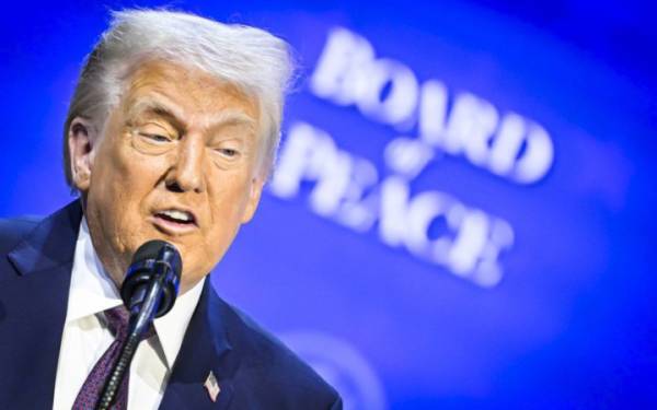 Трамп: Ормузька протока розмінована