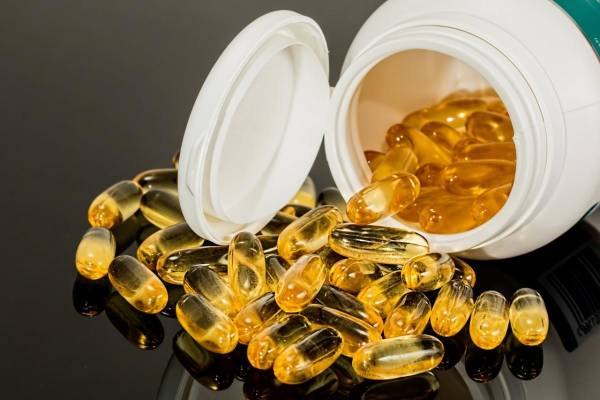 Фармацевт назвала 5 продуктів, які не варто поєднувати з вітаміном D