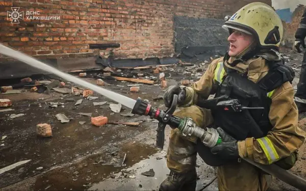 Дрон атакував АЗС у Харкові біля житлового будинку